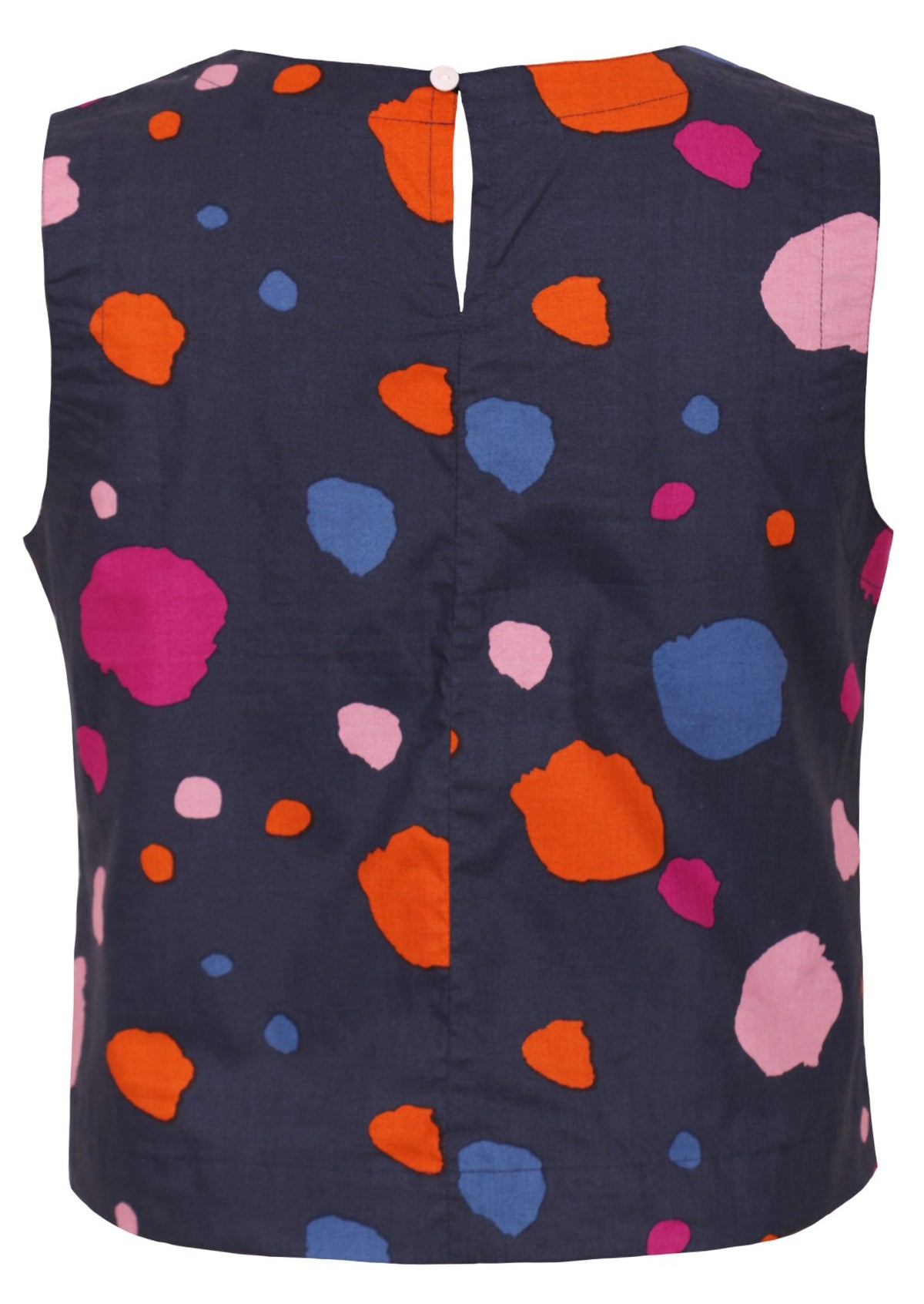 Back view of cotton sleeveless top with button at the nape of the neck.