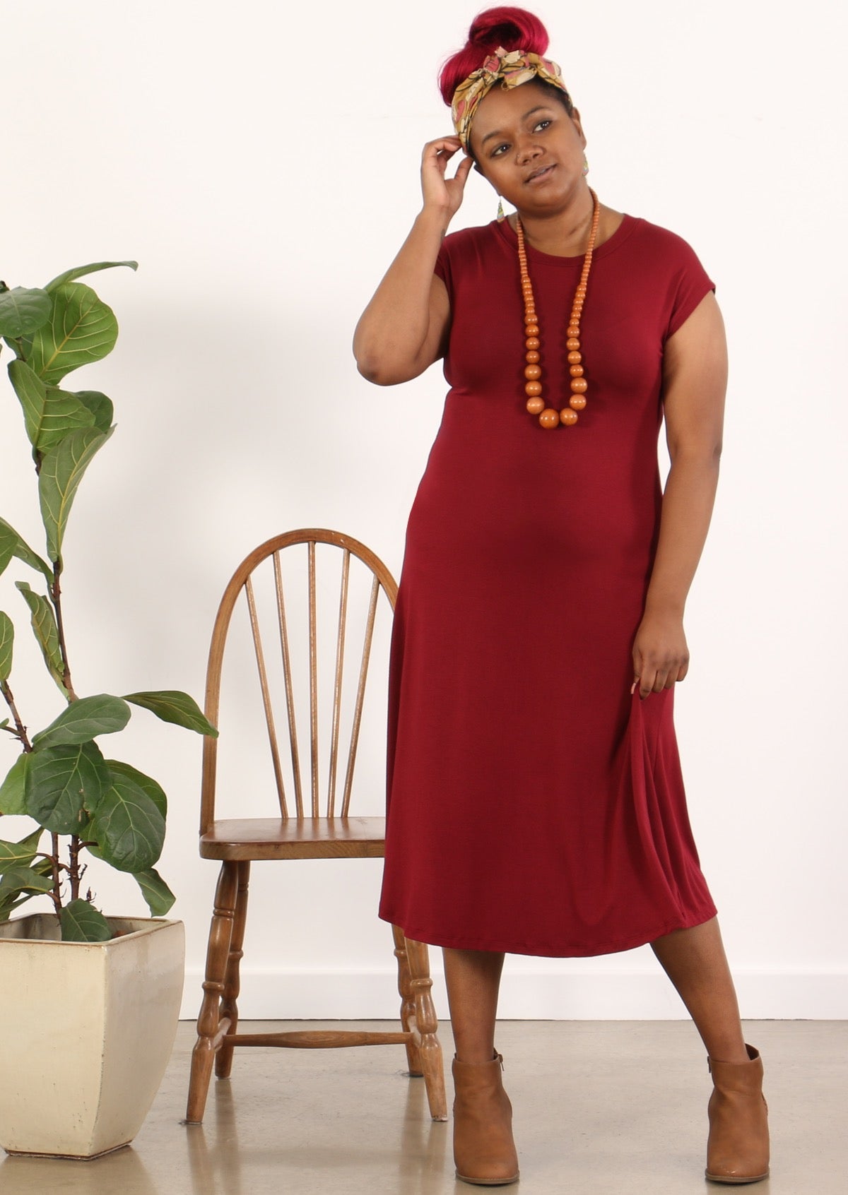 short sleeve round neck stretch rayon midi dress
