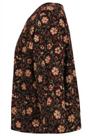 Relaxed fit cotton top with 3/4 sleeves and round neckline.